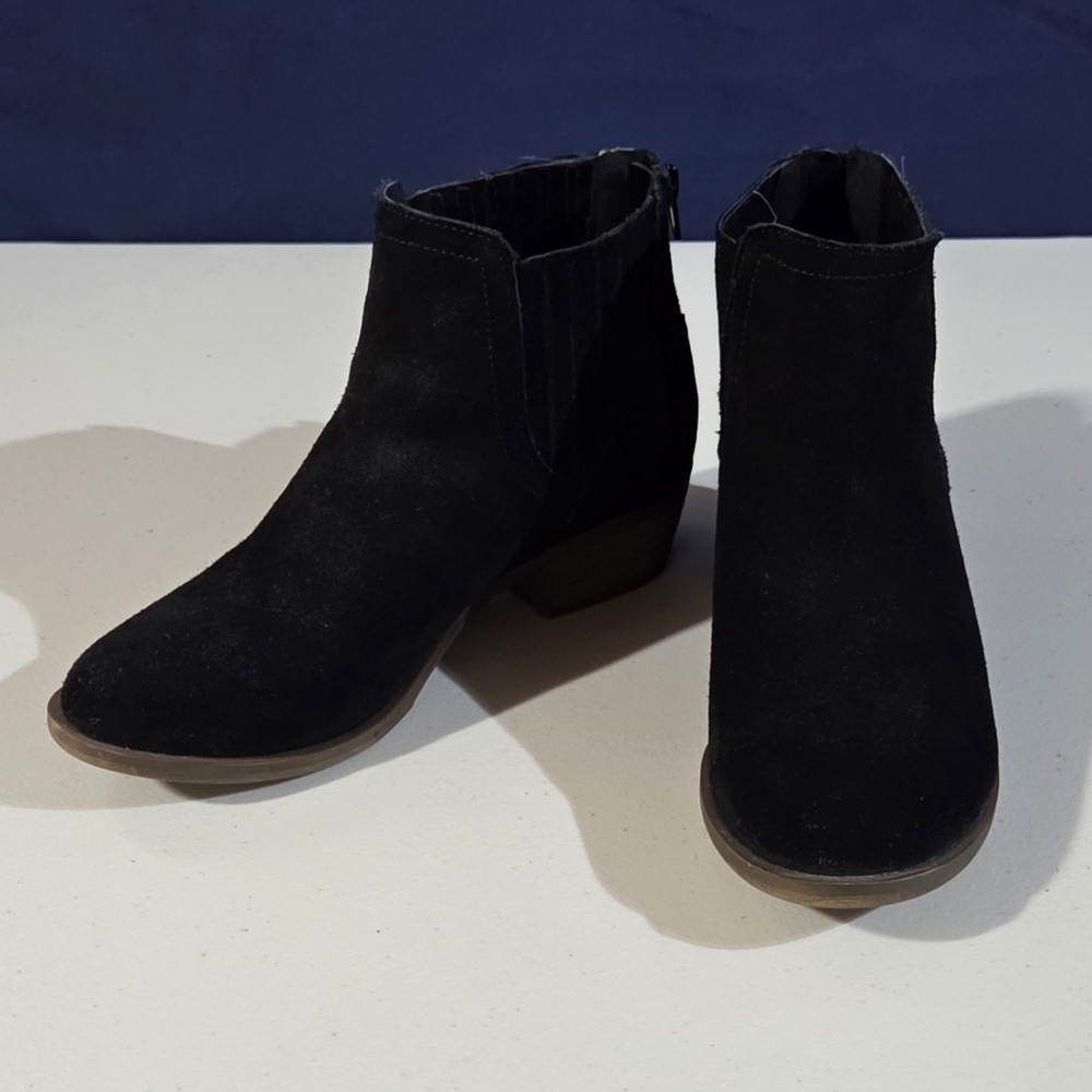 Black suede ankle boots
